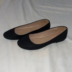 Mix No. 6 Black Flats, Women’s Size 7